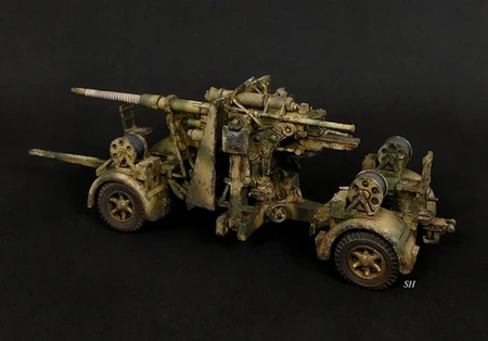 RUBICON 280069 - 8.8cm Flak 36/37 AA/AT Gun with SdAh 202 & Crew