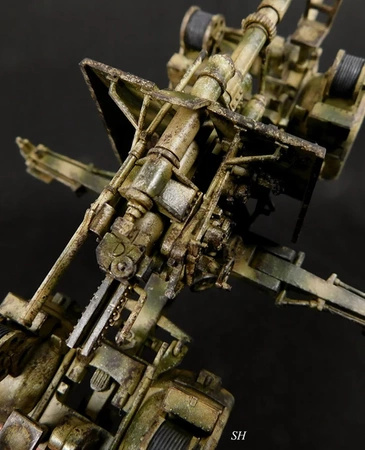 RUBICON 280069 - 8.8cm Flak 36/37 AA/AT Gun with SdAh 202 & Crew